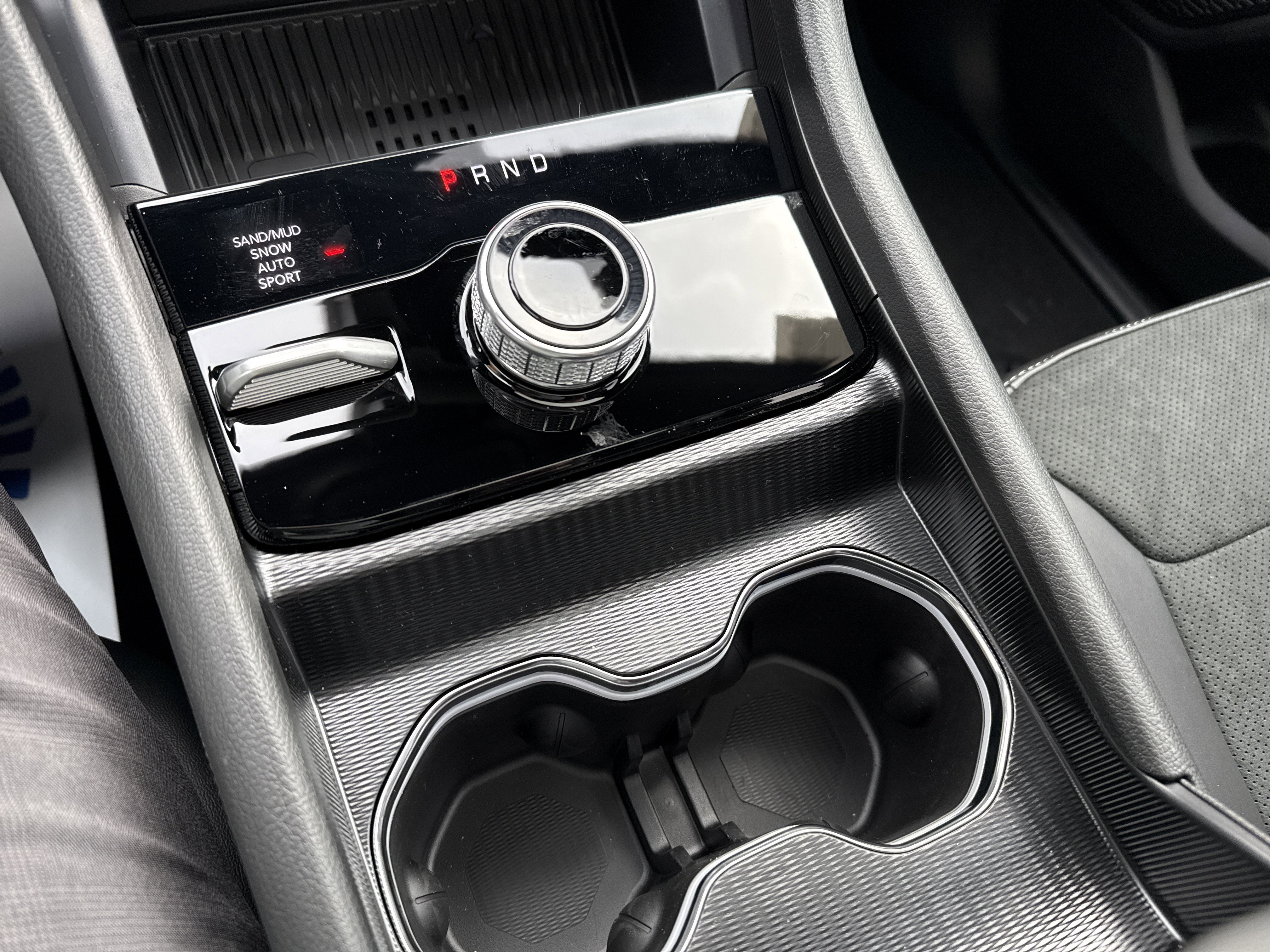 2026 Jeep Grand Cherokee Laredo Altitude 4x4