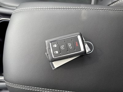 2026 Jeep Grand Cherokee Laredo Altitude 4x4