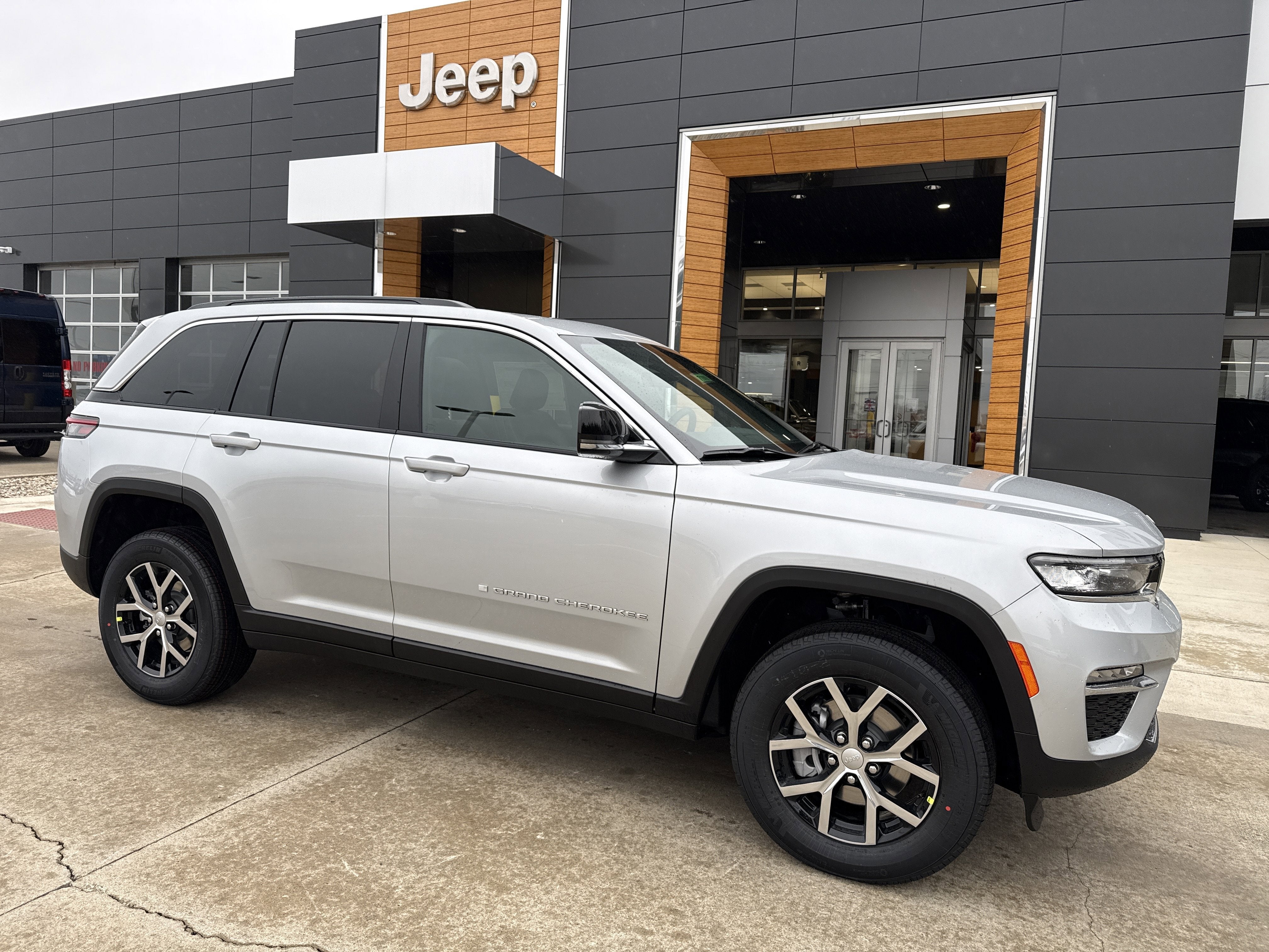 2025 Jeep Grand Cherokee Limited 4x4