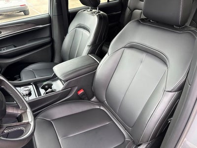 2027 Jeep Grand Cherokee Limited