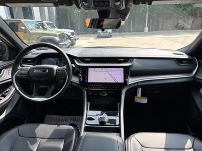 2027 Jeep Grand Cherokee Limited