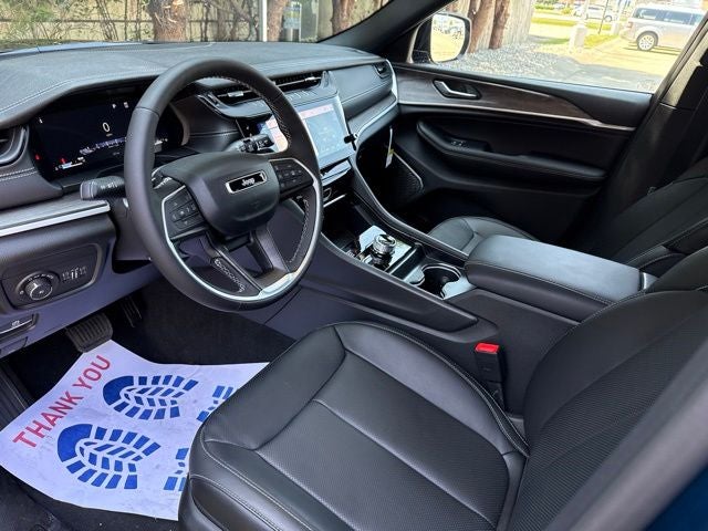 2027 Jeep Grand Cherokee Limited Reserve