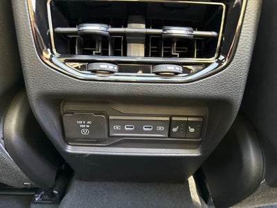 2027 Jeep Grand Cherokee Limited Reserve