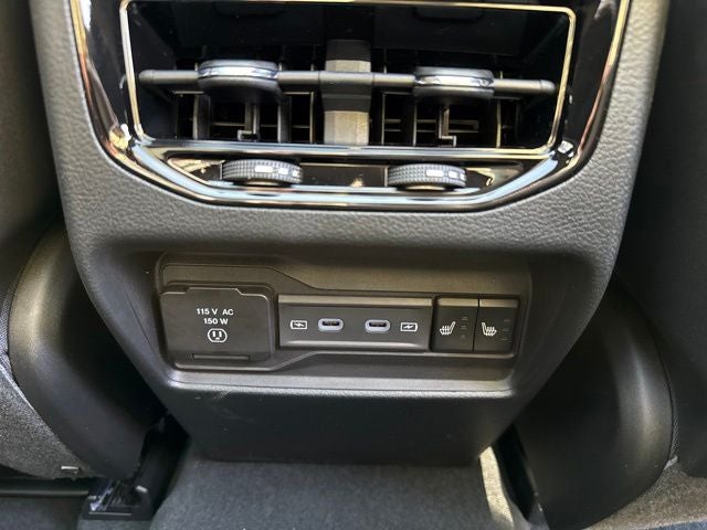 2027 Jeep Grand Cherokee Limited Reserve