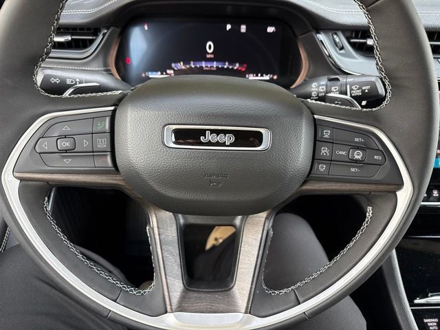 2027 Jeep Grand Cherokee Limited Reserve