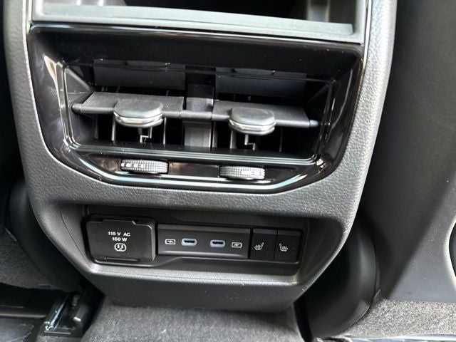 2027 Jeep Grand Cherokee Limited Reserve