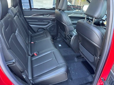 2027 Jeep Grand Cherokee Limited