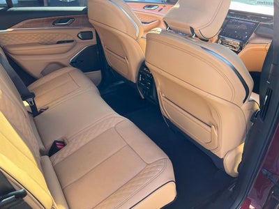 2025 Jeep Grand Cherokee Summit Reserve