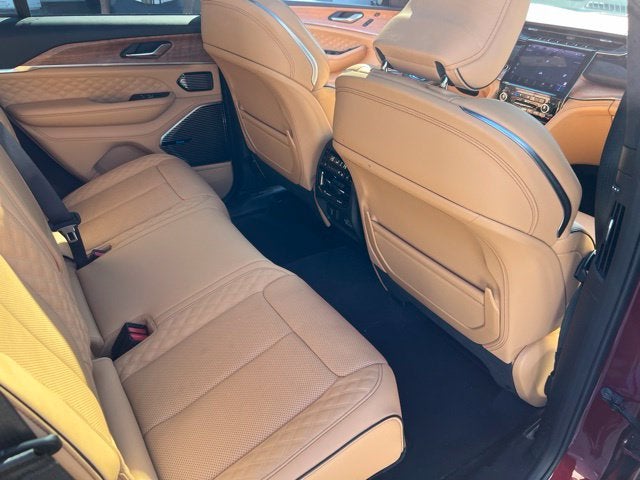 2025 Jeep Grand Cherokee Summit Reserve