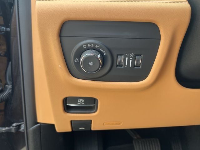 2023 Jeep Grand Cherokee Summit Reserve