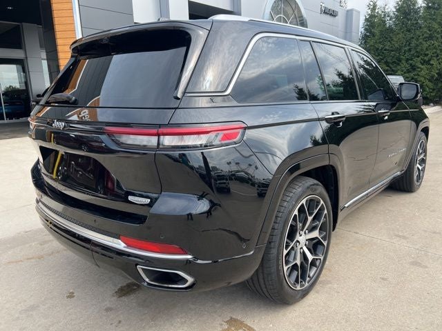 2023 Jeep Grand Cherokee Summit Reserve