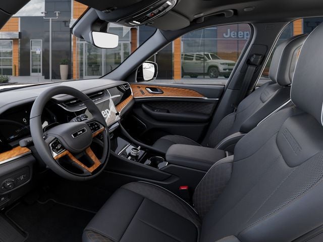 2026 Jeep Grand Cherokee Summit