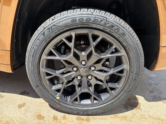 2026 Jeep Grand Cherokee Summit