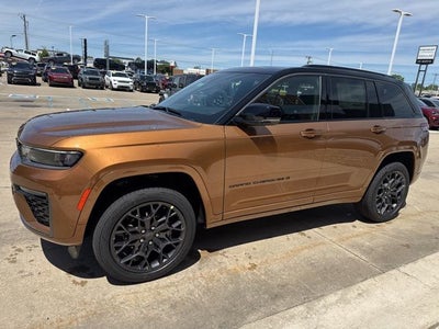 2026 Jeep Grand Cherokee Summit