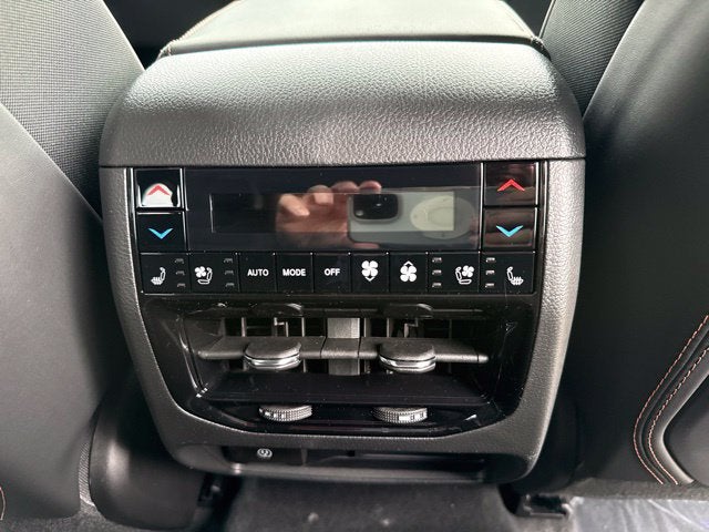 2027 Jeep Grand Cherokee Summit