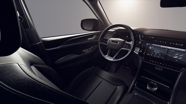 2026 Jeep Grand Cherokee L Laredo Altitude 4x4