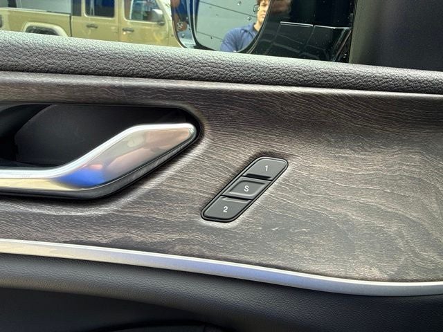 2027 Jeep Grand Cherokee L Limited