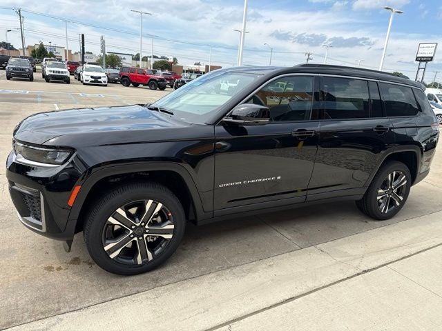 2027 Jeep Grand Cherokee L Limited