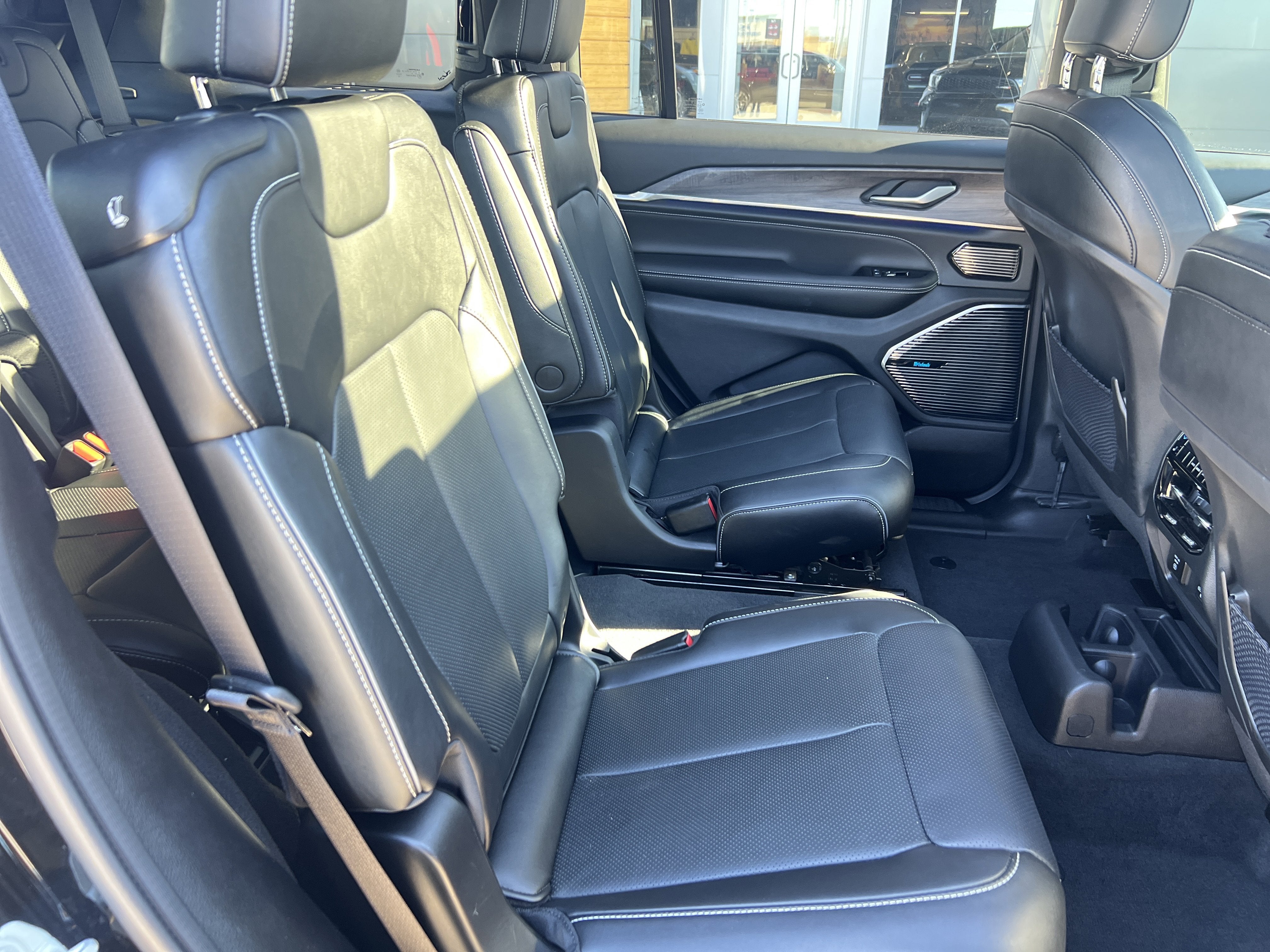 2024 Jeep Grand Cherokee L Overland