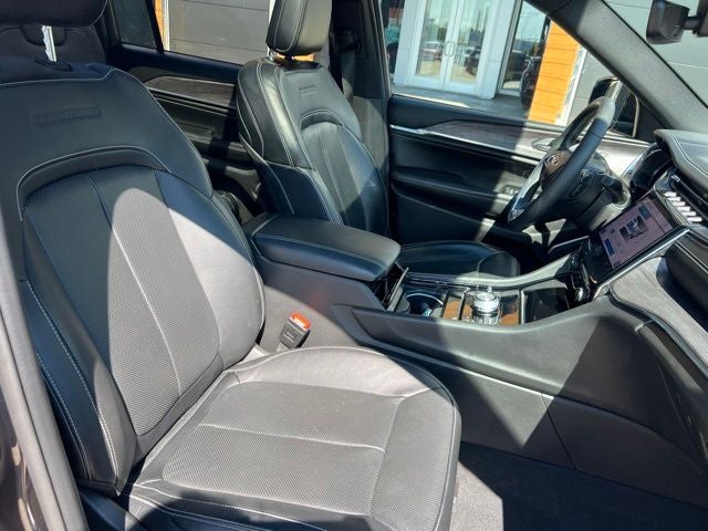 2024 Jeep Grand Cherokee L Overland