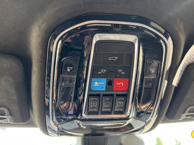 2024 Jeep Grand Cherokee L Summit