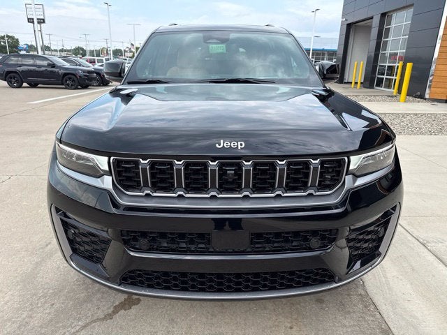 2027 Jeep Grand Cherokee L Summit