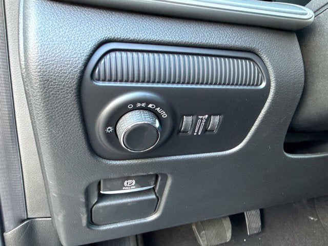 2027 Jeep Grand Wagoneer Upland