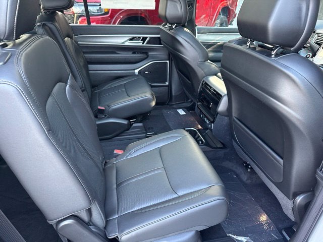 2027 Jeep Grand Wagoneer Upland