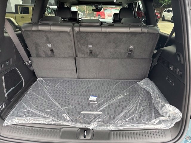 2027 Jeep Grand Wagoneer Upland