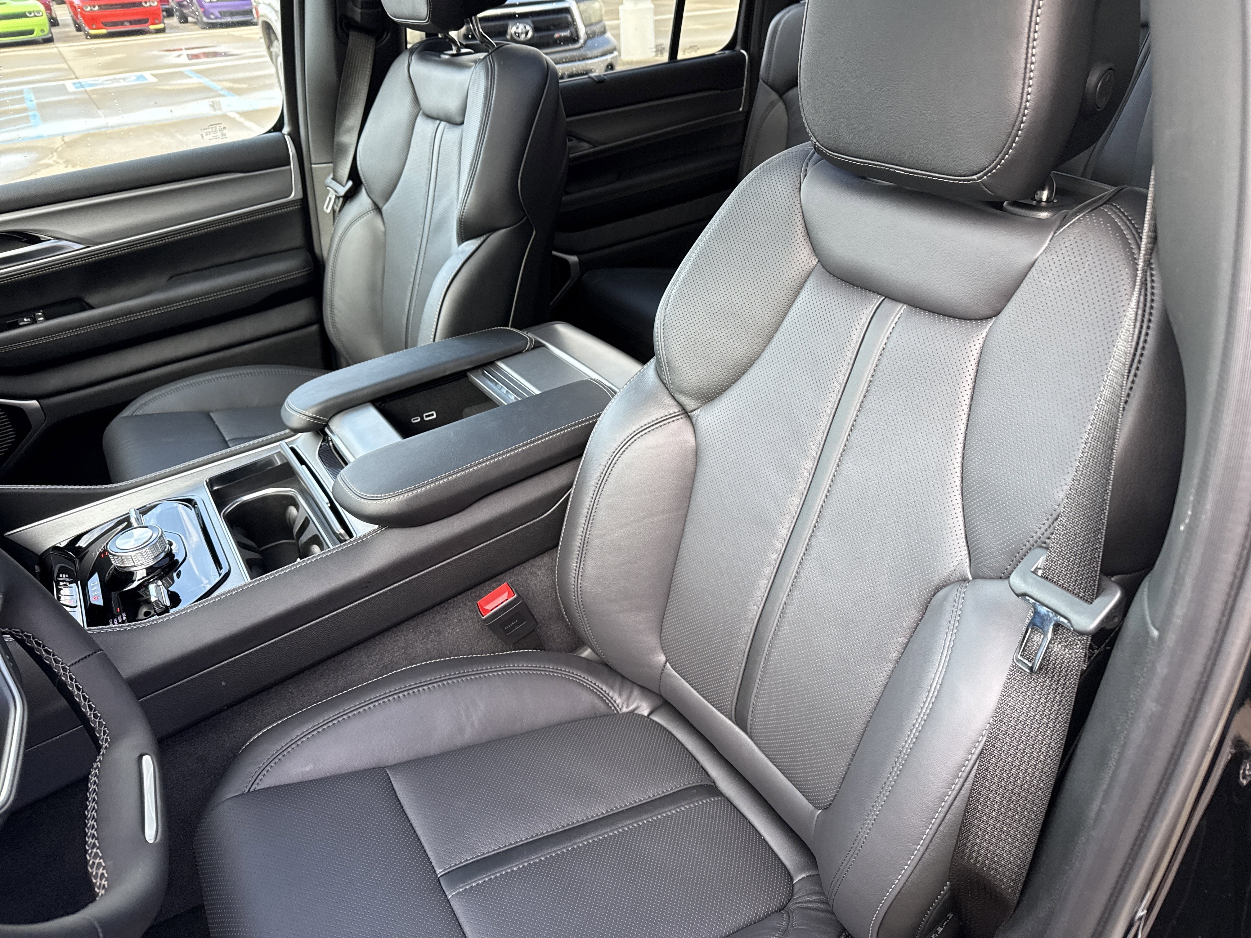 2026 Jeep Grand Wagoneer Limited Reserve 4x4