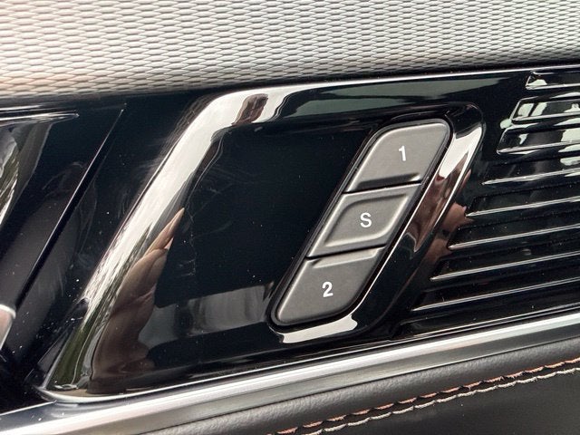 2027 Jeep Grand Wagoneer Overland