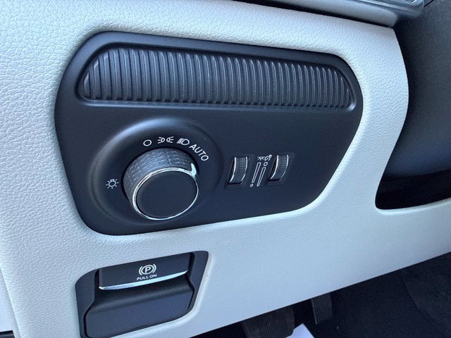 2027 Jeep Grand Wagoneer Overland