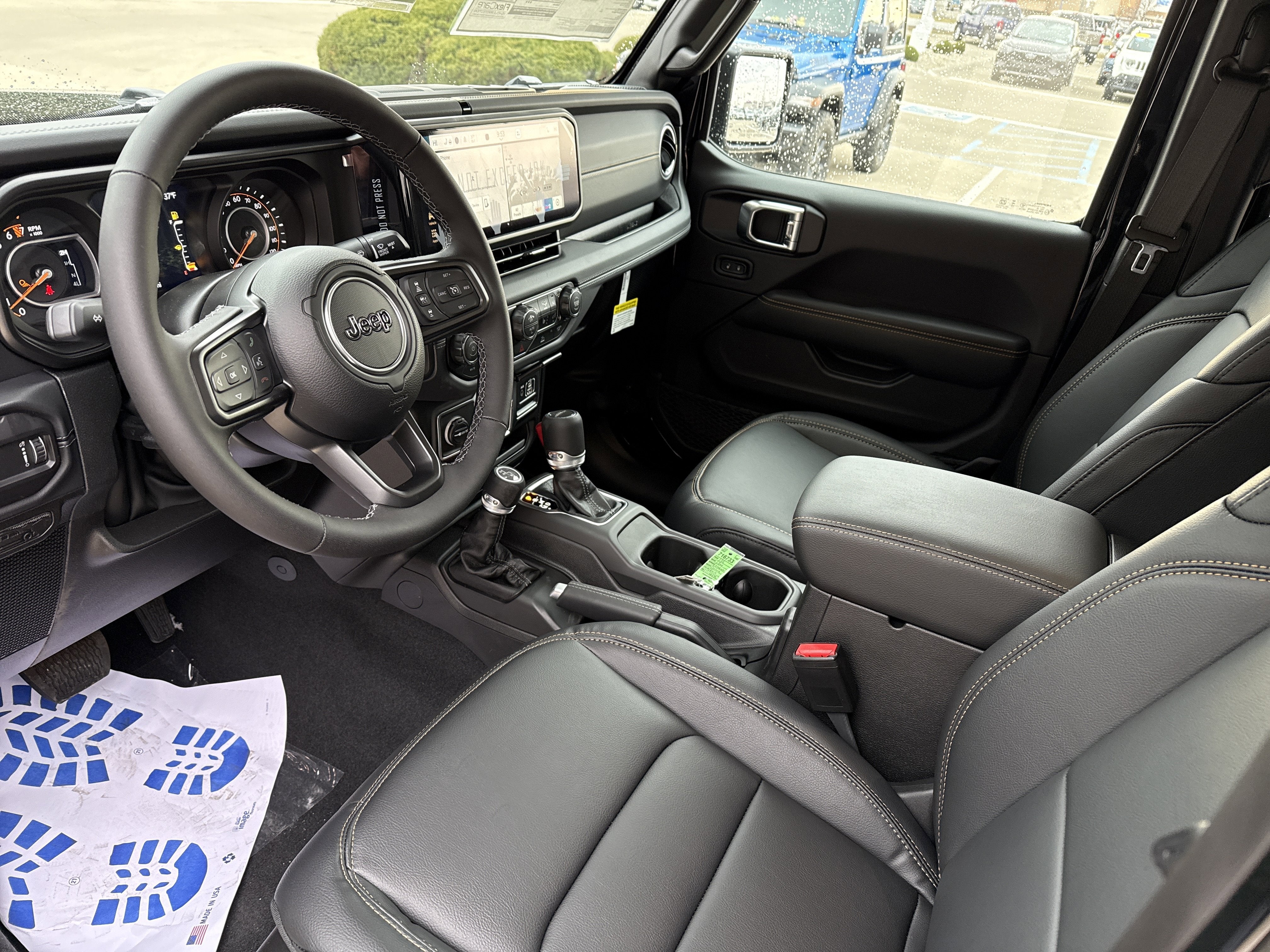 2026 Jeep Gladiator Sahara 4x4