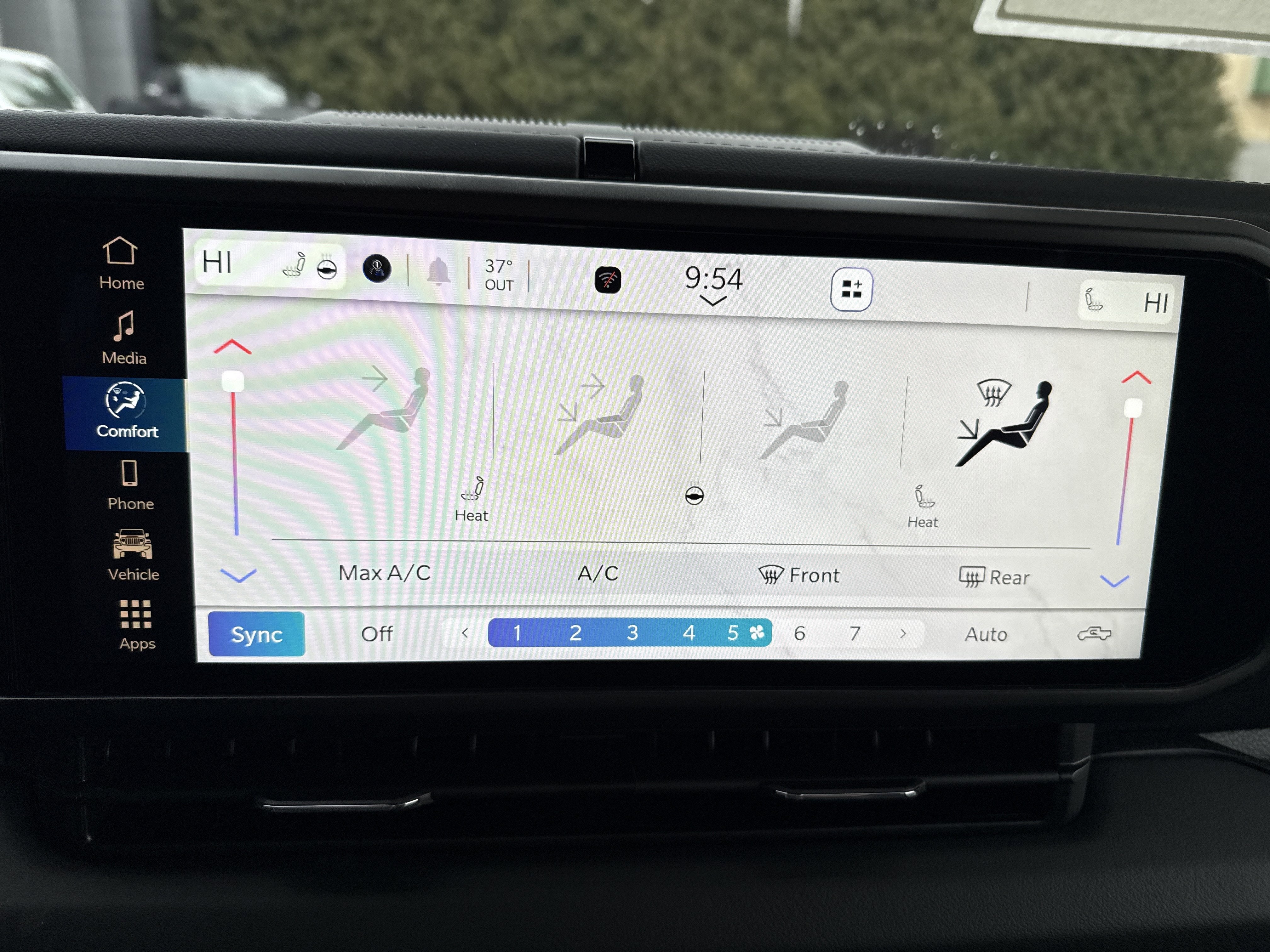 2026 Jeep Gladiator Sahara 4x4