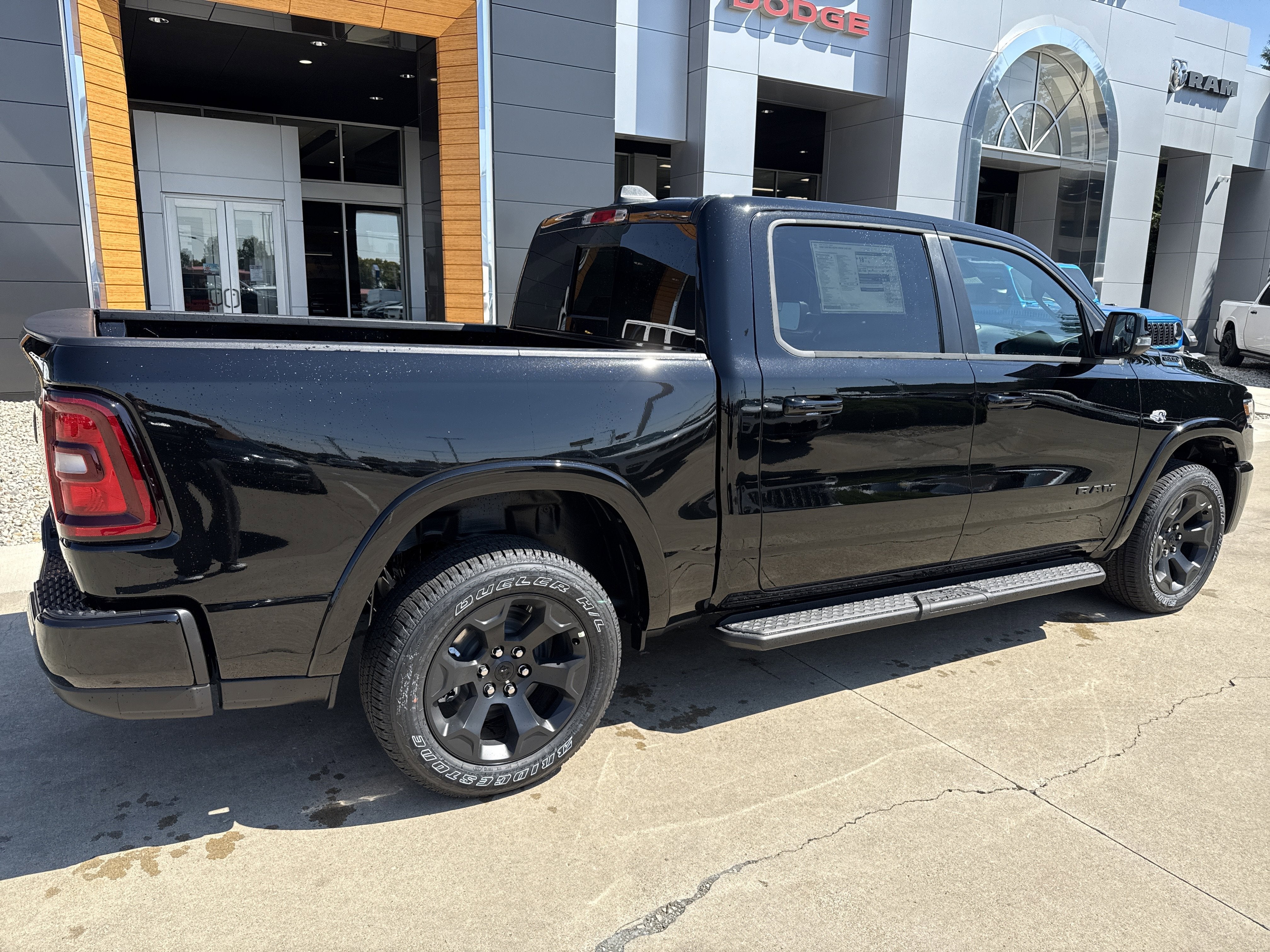 2026 RAM Ram 1500 Big Horn 4x4 Crew Cab 5'7 Box