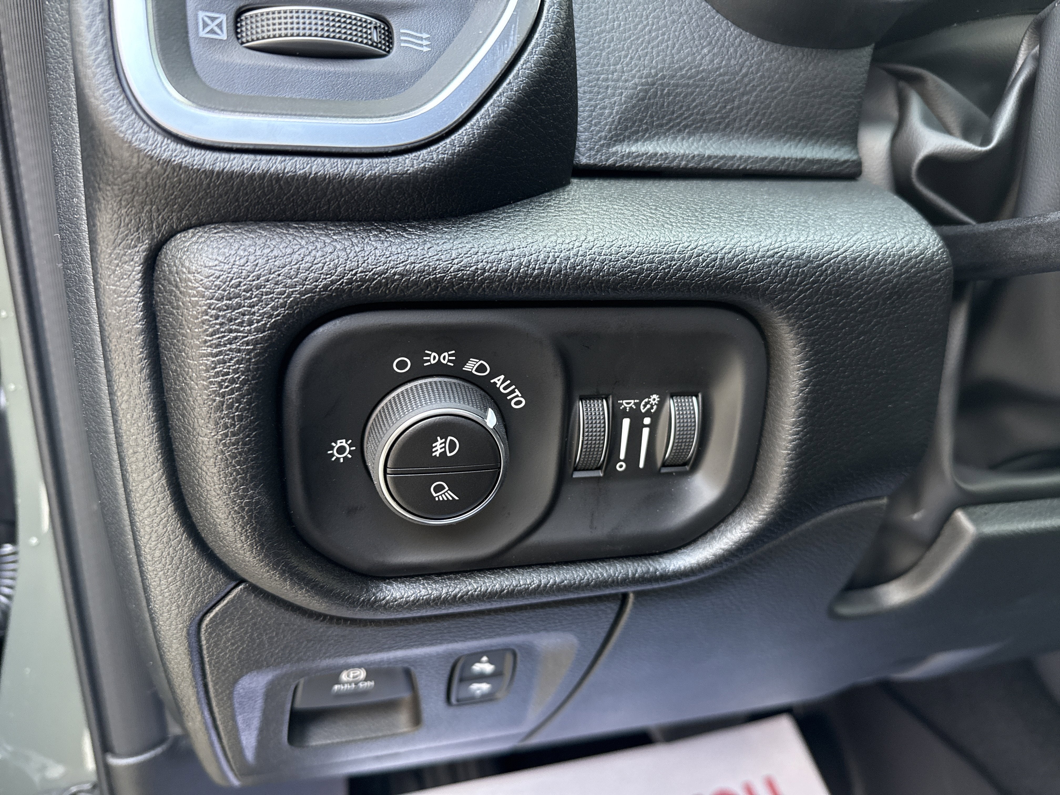 2026 RAM Ram 1500 Big Horn 4x4 Crew Cab 5'7 Box