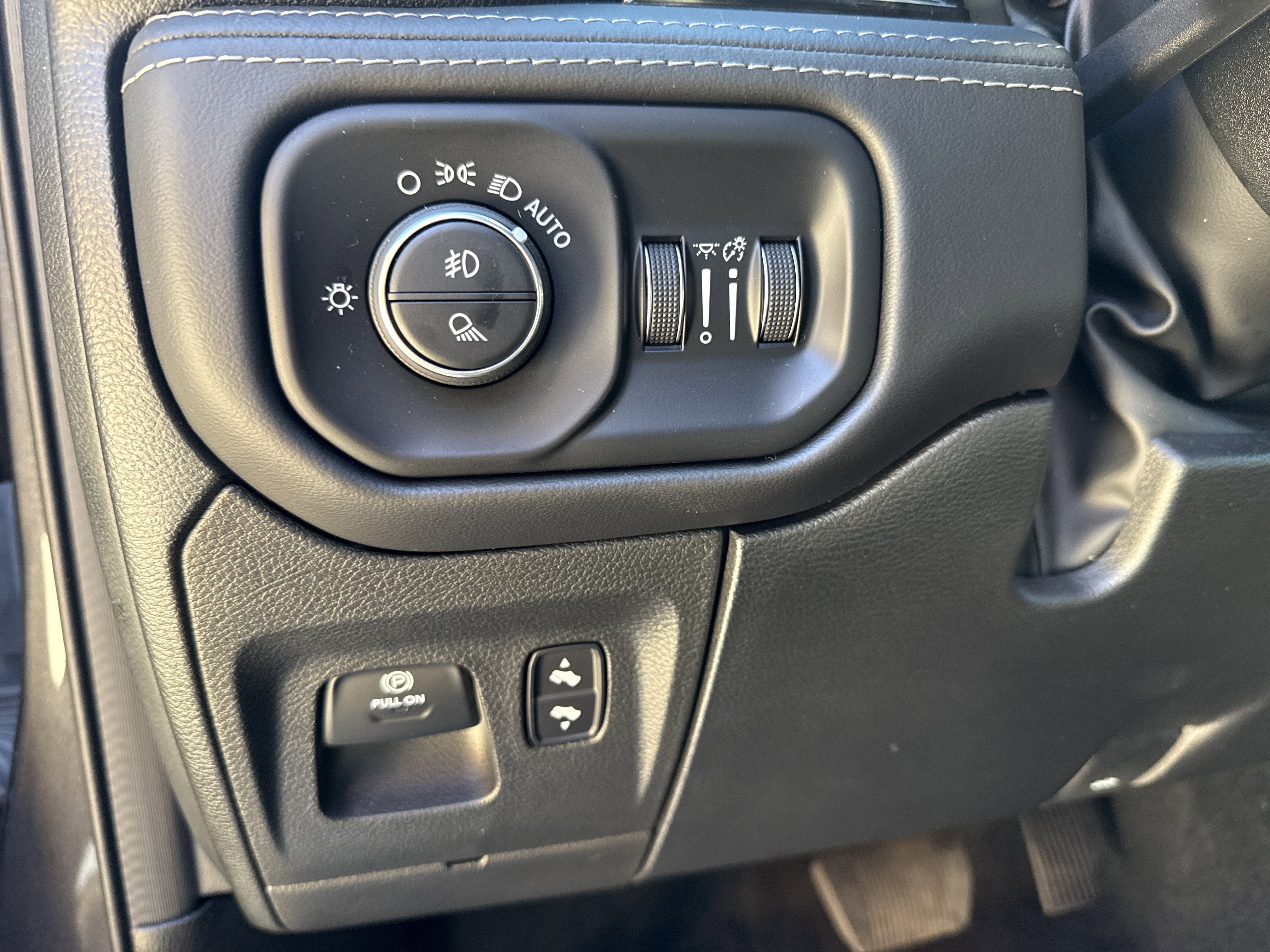 2023 RAM 1500 Limited