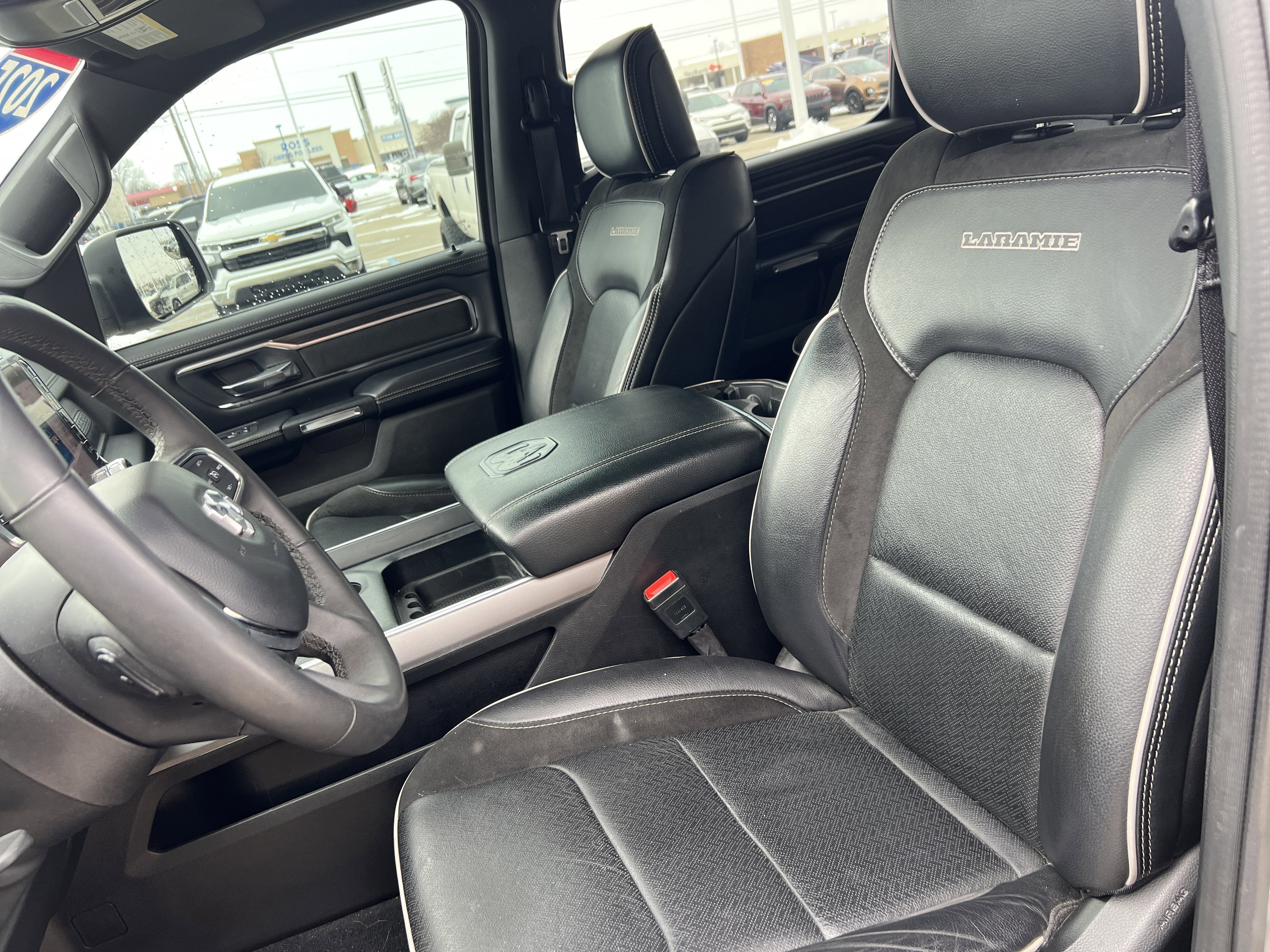 2025 RAM 1500 Laramie