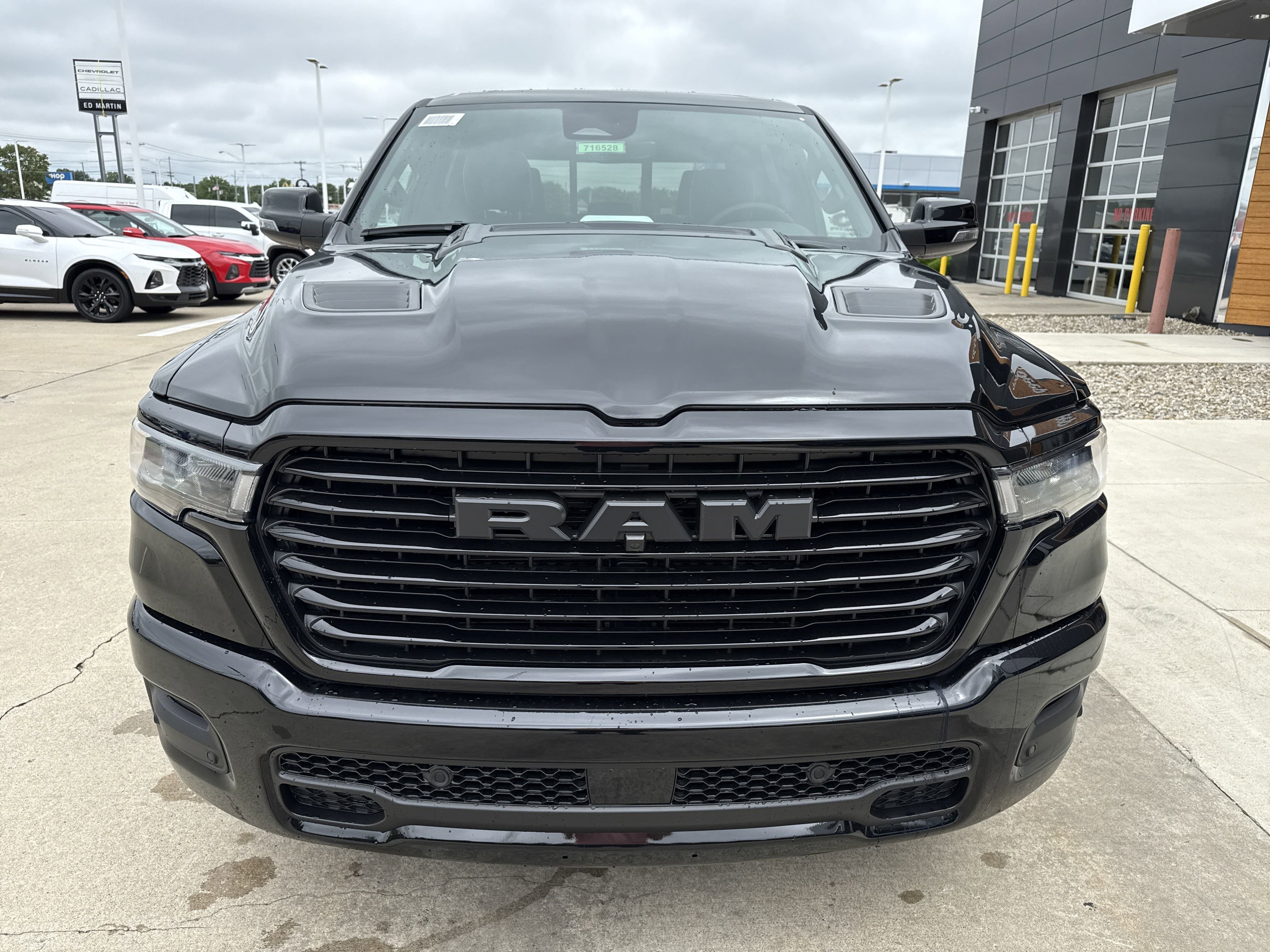 2026 RAM Ram 1500 Laramie 4x4 Crew Cab 5'7 Box