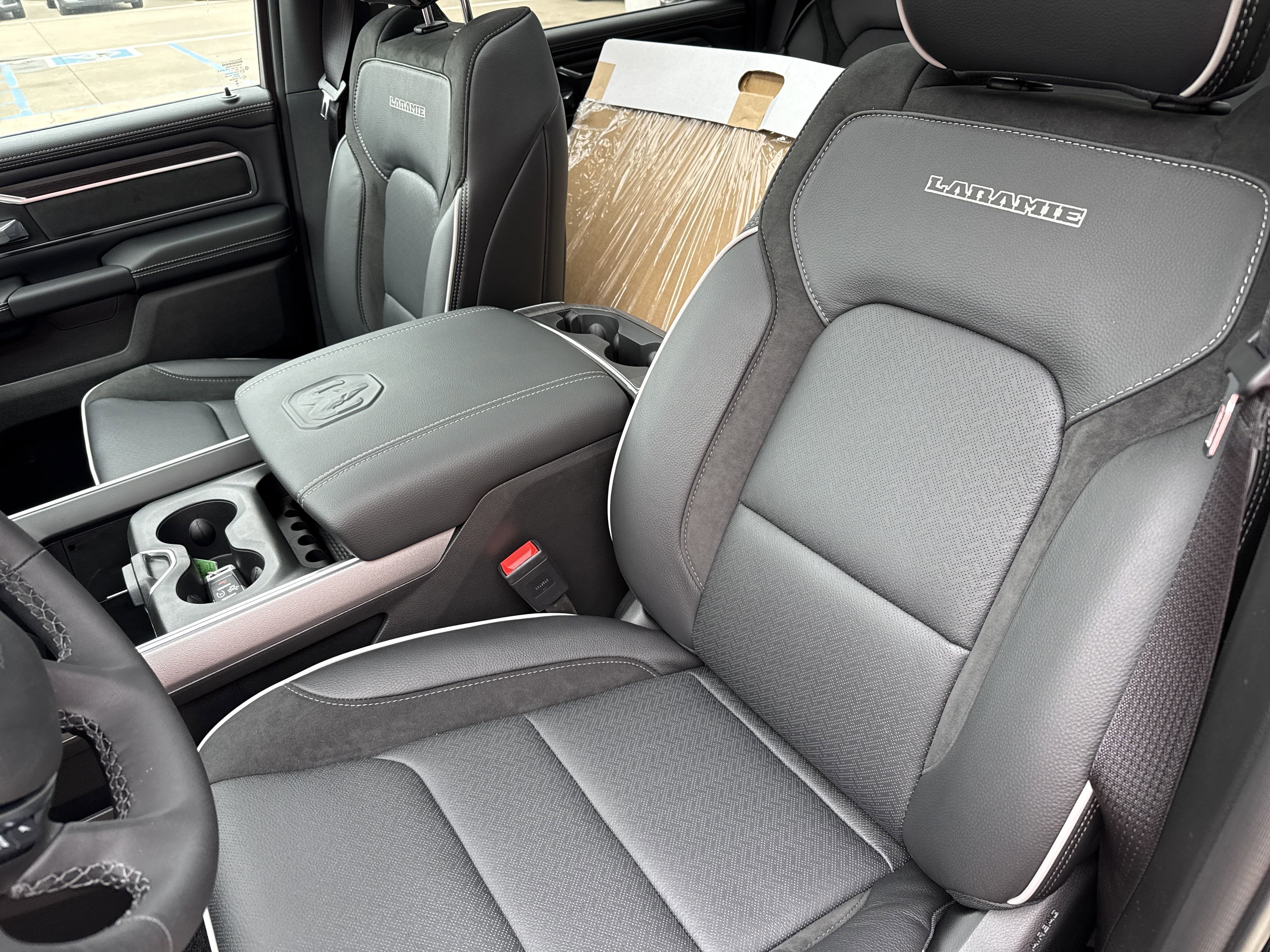 2026 RAM Ram 1500 Laramie 4x4 Crew Cab 5'7 Box