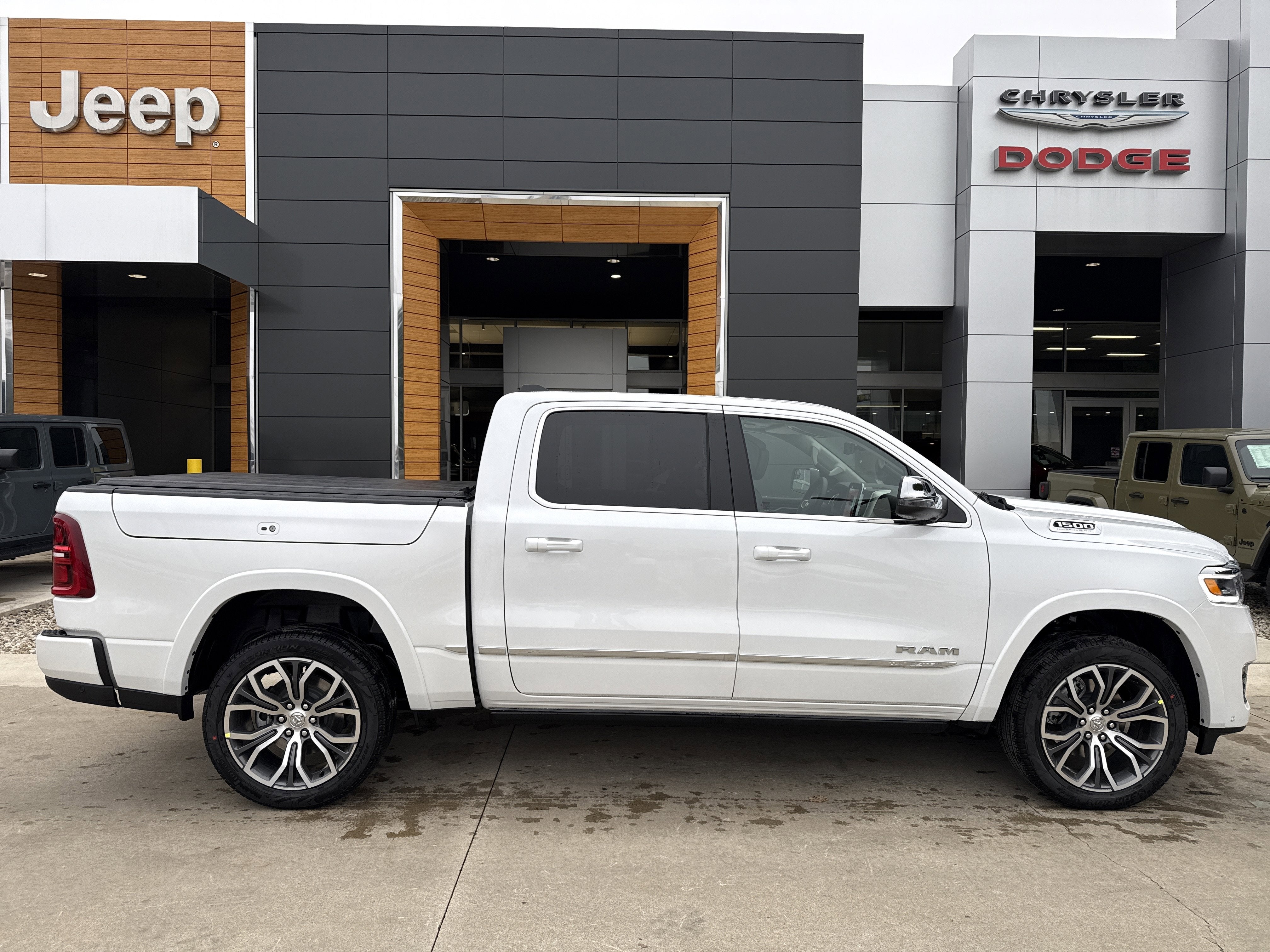 2026 RAM Ram 1500 Tungsten 4x4 Crew Cab 5'7 Box