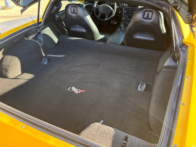 2003 Chevrolet Corvette Base