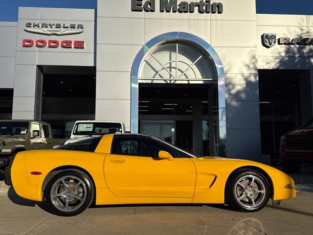 2003 Chevrolet Corvette Base