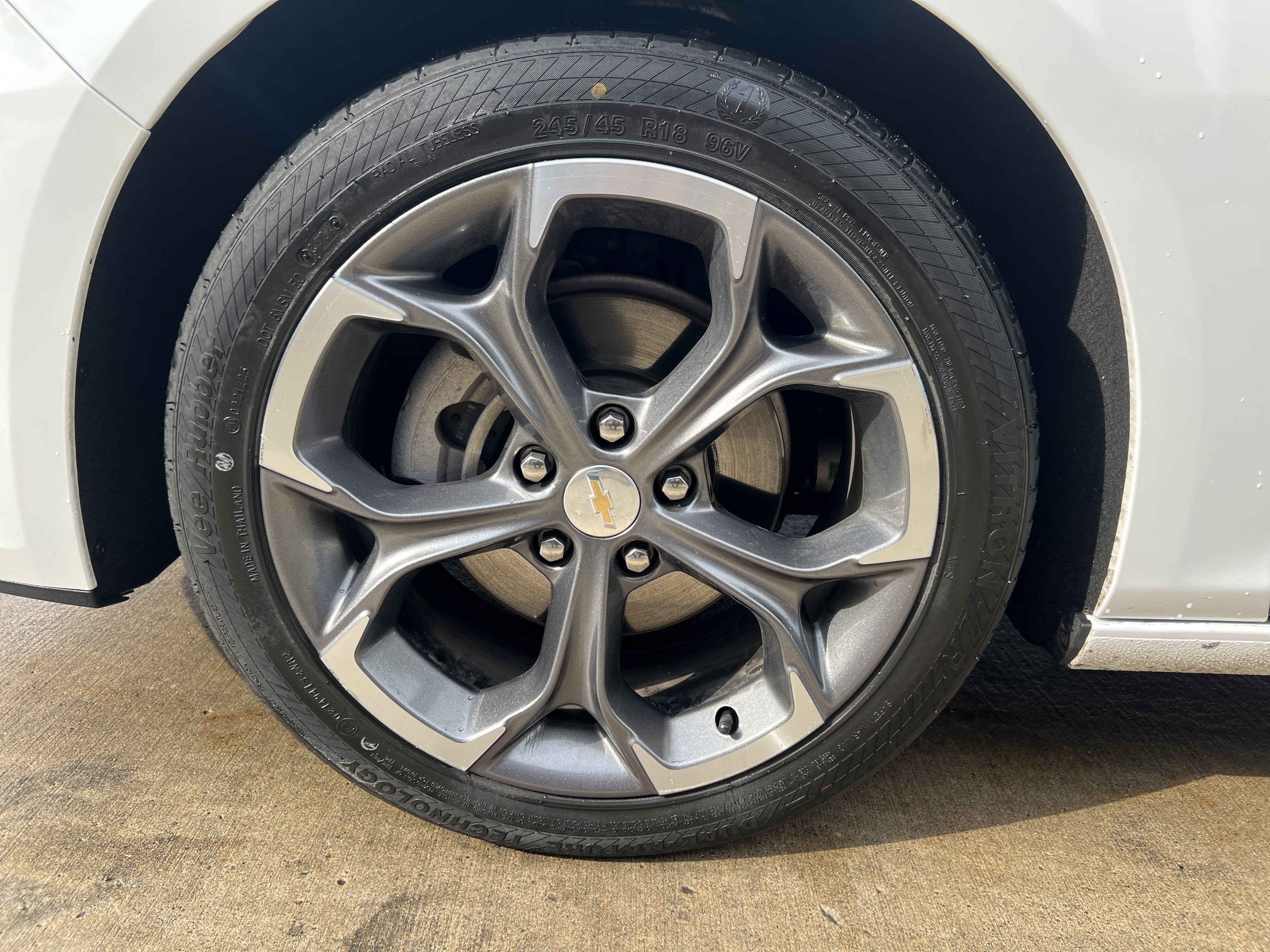 2024 Chevrolet Malibu LT