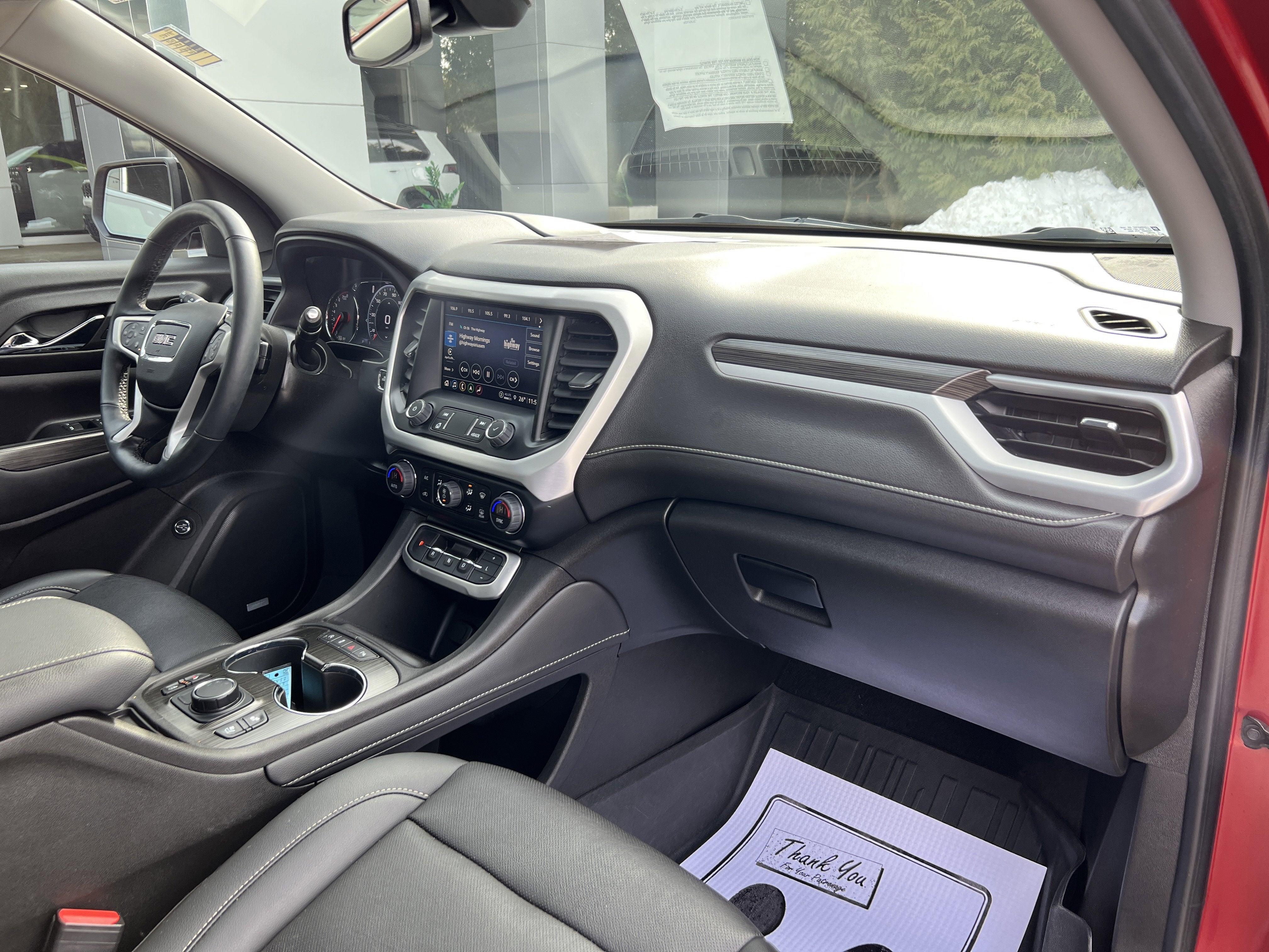 2023 GMC Acadia SLT