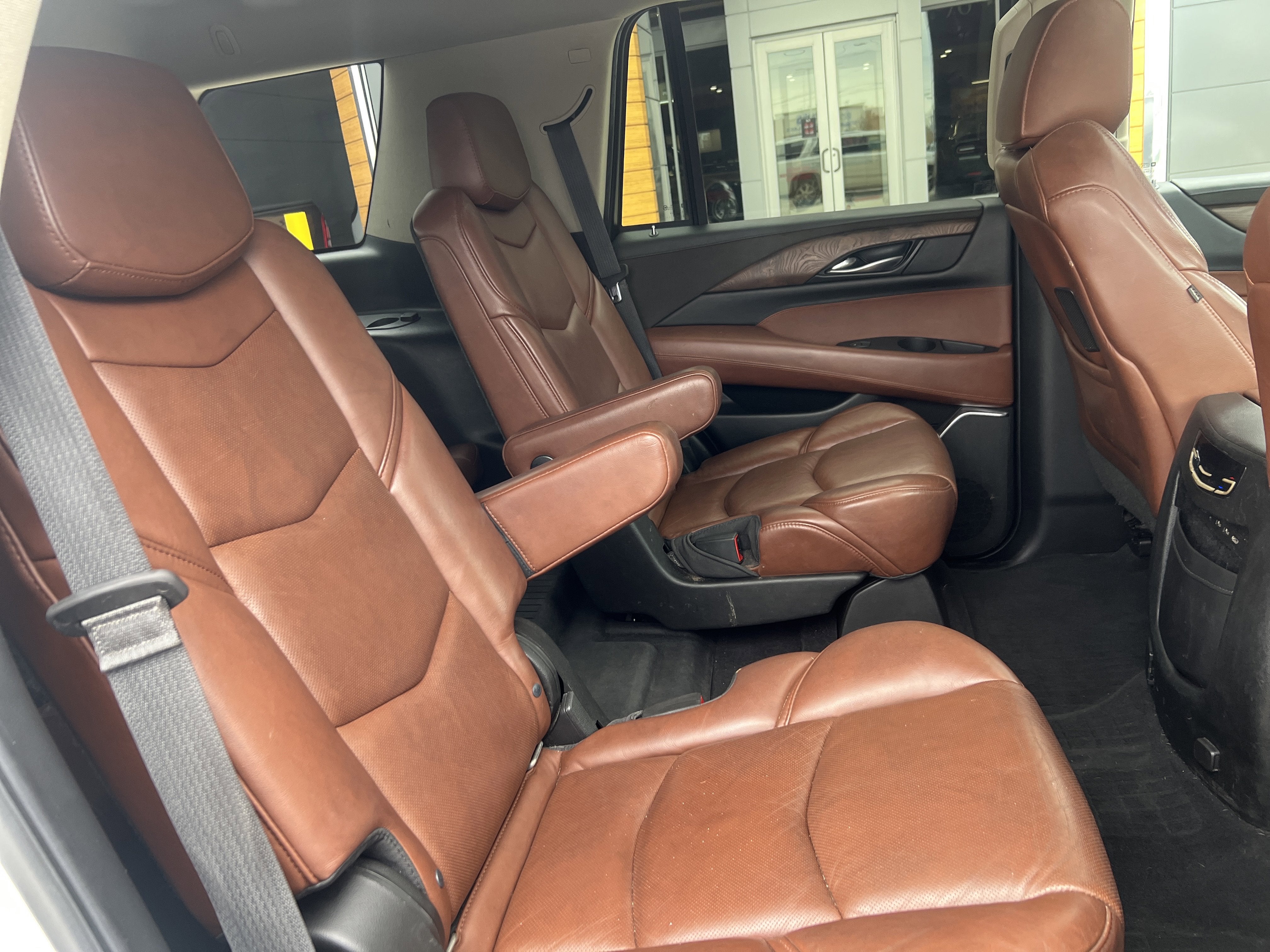 2018 Cadillac Escalade Luxury