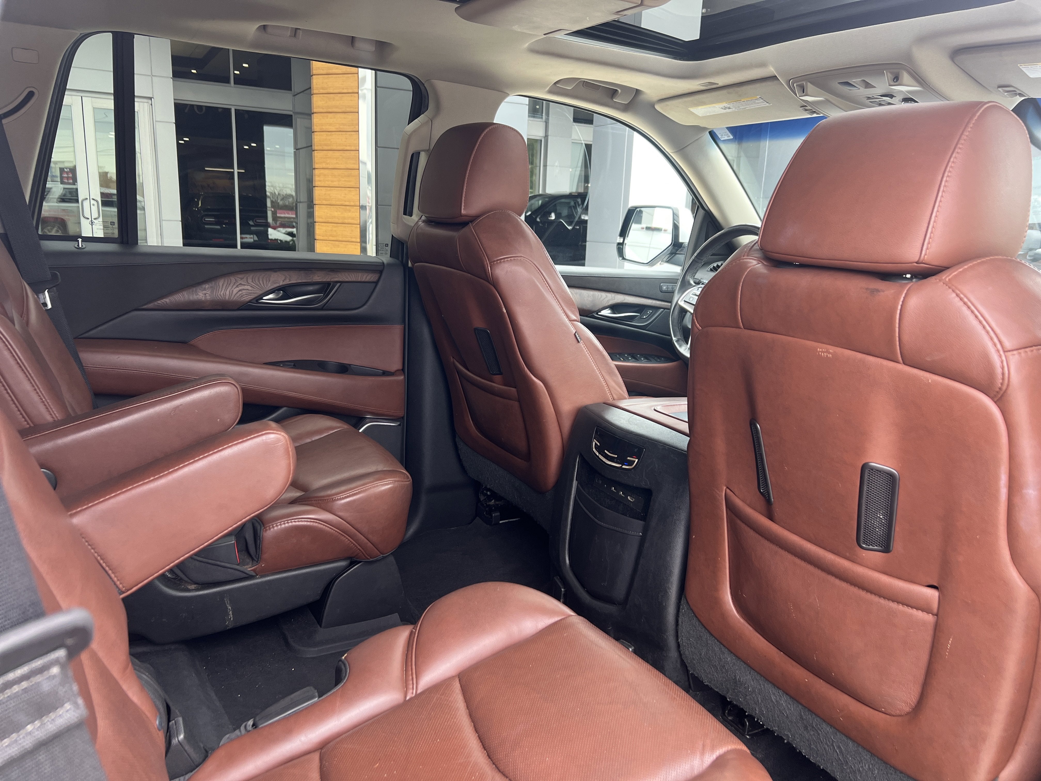 2018 Cadillac Escalade Luxury