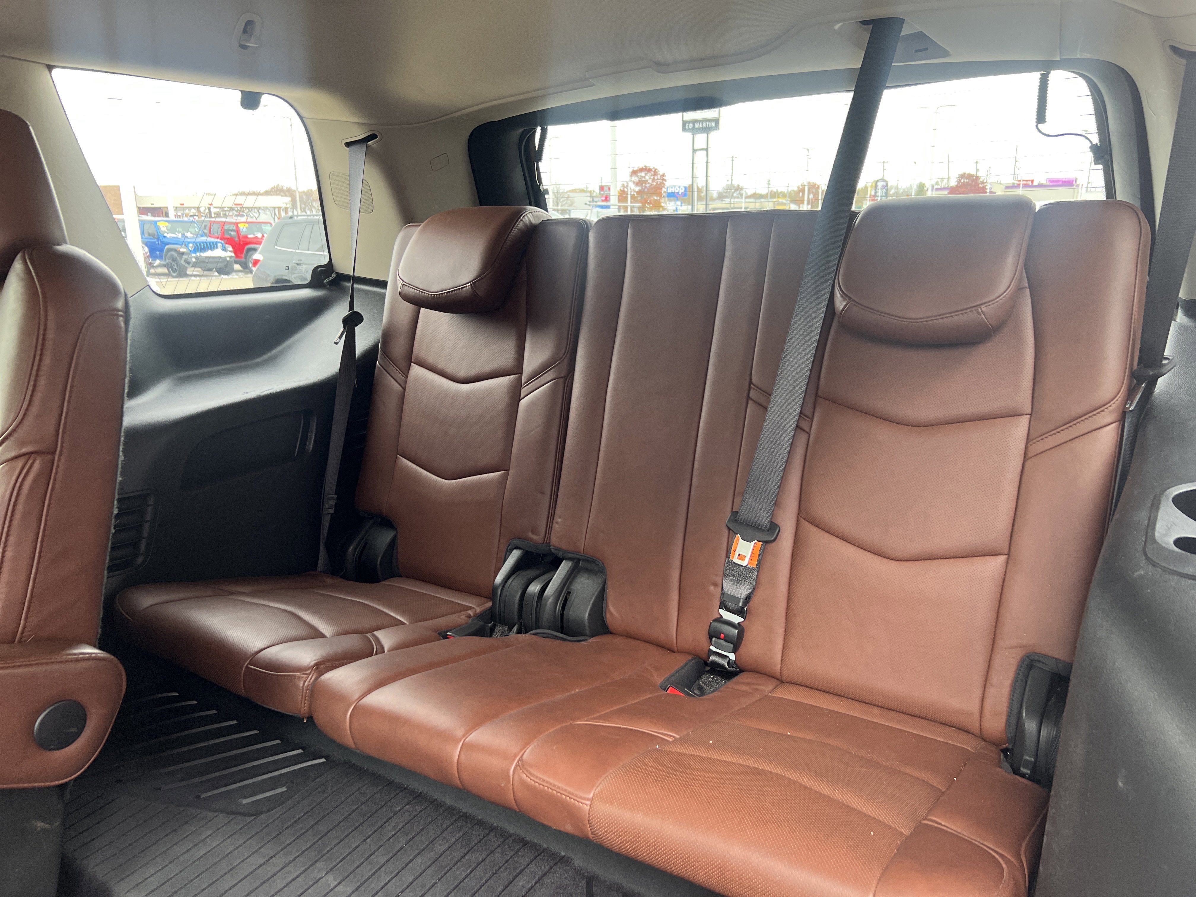 2018 Cadillac Escalade Luxury