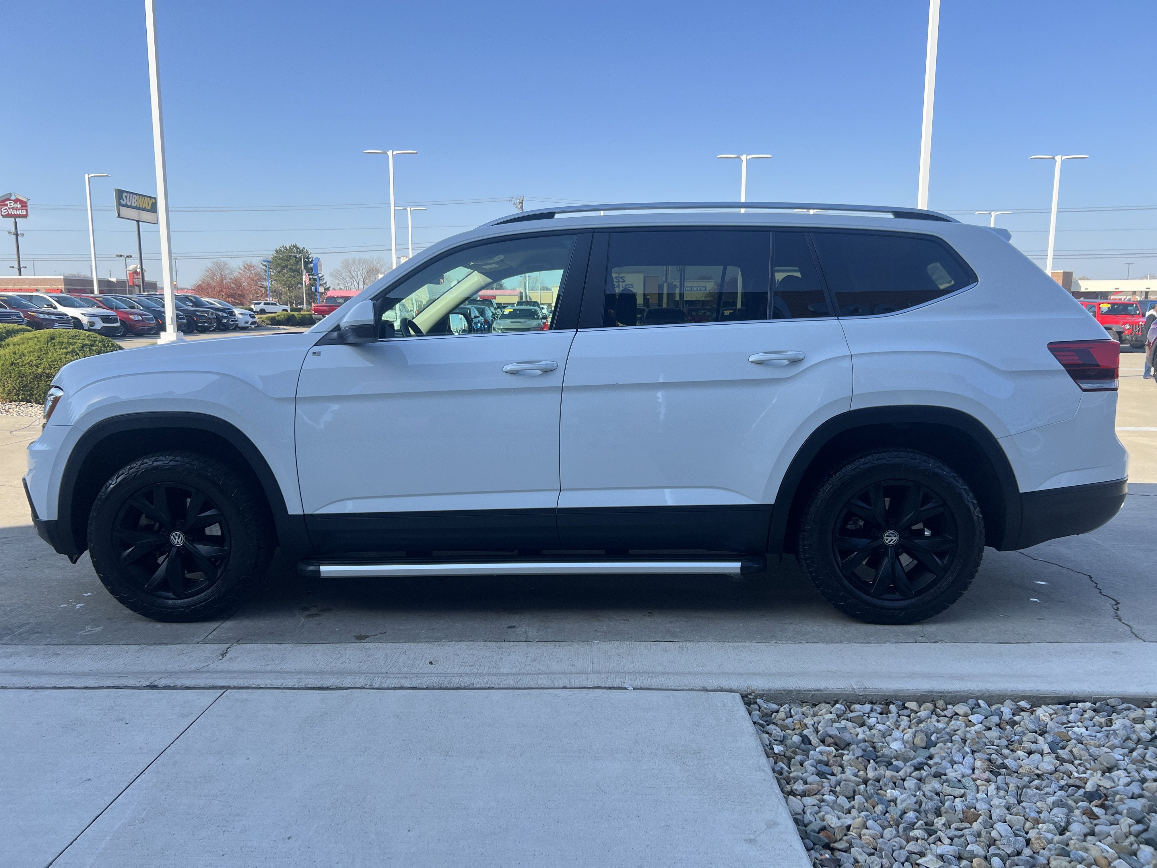 2018 Volkswagen Atlas 3.6L V6 SE with Technology