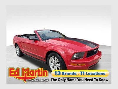 2007 Ford Mustang V6 Deluxe
